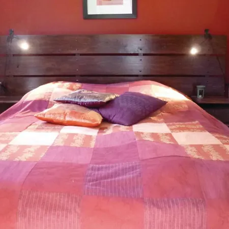 Two-bedroom Holiday In Moulines *